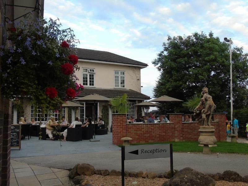 The Littleover Lodge Hotel 4