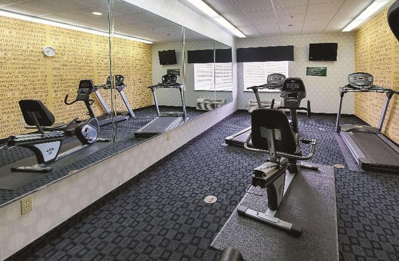 La Quinta Inn & Suites by Wyndham Dallas - Hutchins 2