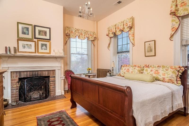 Kenmore Inn 3