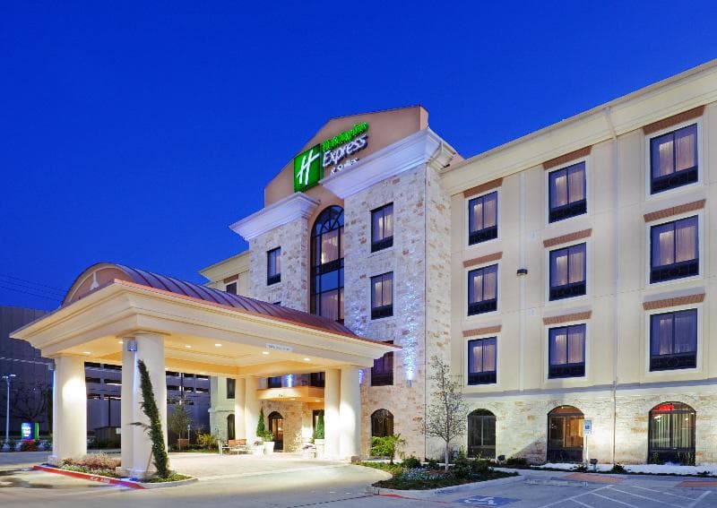 Comfort Inn & Suites Dallas Medical-Market Center main