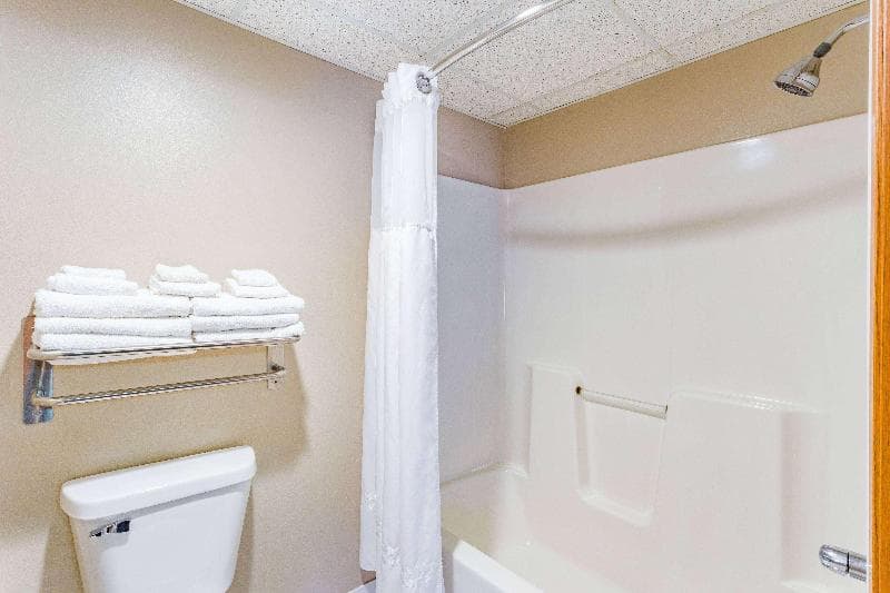 Americinn By Wyndham Des Moines Airport 5