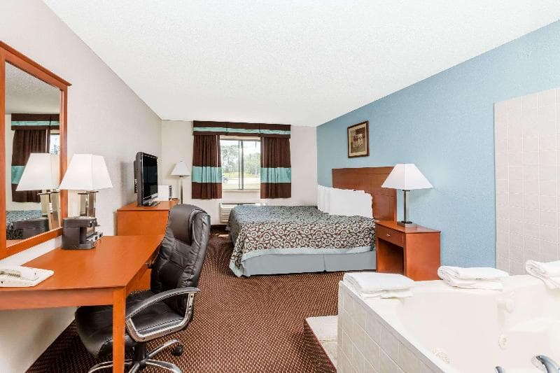 Days Inn By Wyndham Ankeny - Des Moines 3