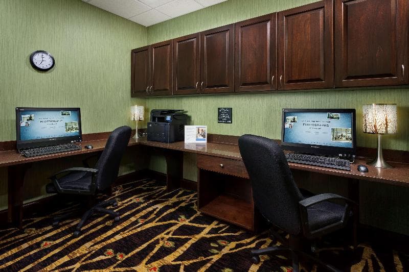 Hampton Inn & Suites Williamsport-Faxon Exit 1