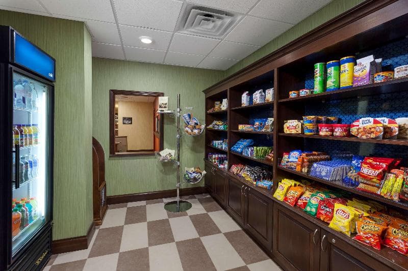 Hampton Inn & Suites Williamsport-Faxon Exit 3
