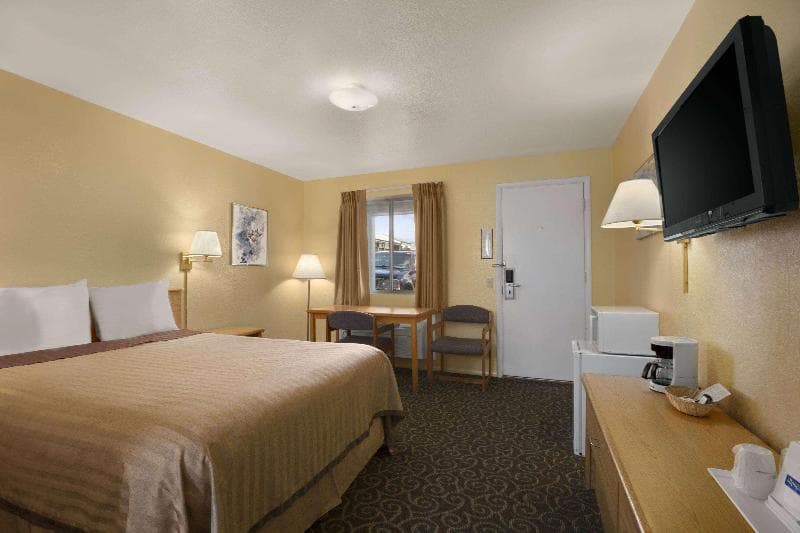 Travelodge By Wyndham Wenatchee 2