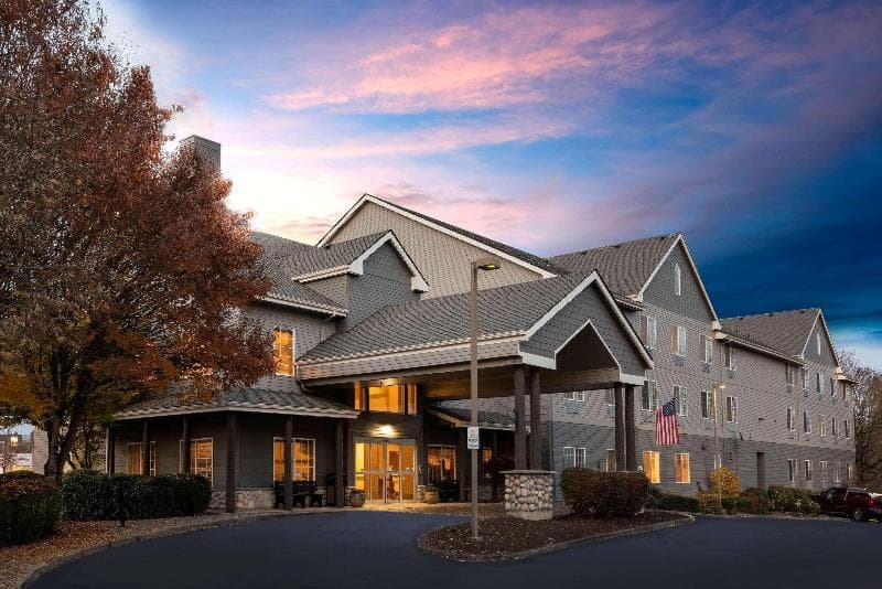 La Quinta Inn & Suites By Wyndham Eugene 2