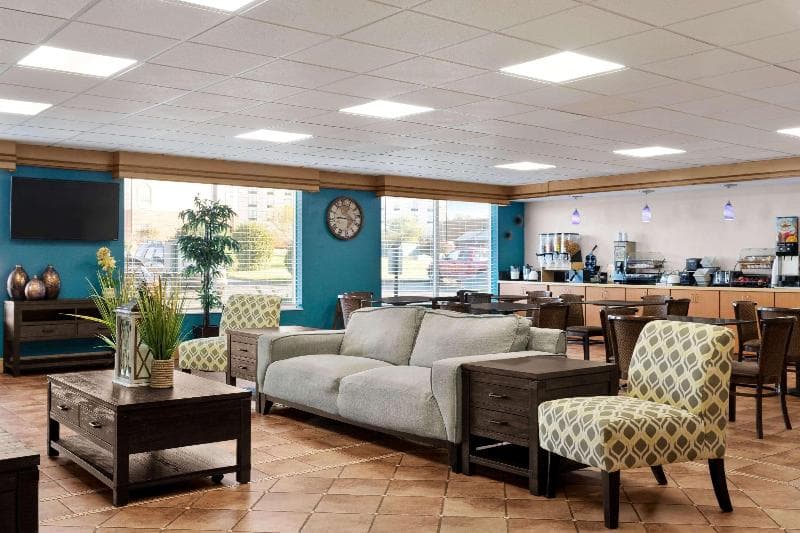 Baymont By Wyndham Elizabethtown 2