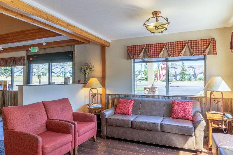 Quality Inn Near Rocky Mountain National Park 3