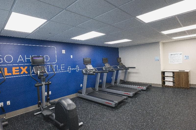 Marquette Inn And Suites 2