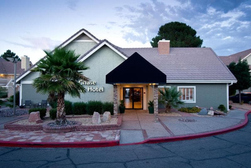 Chase Suite El Paso 5