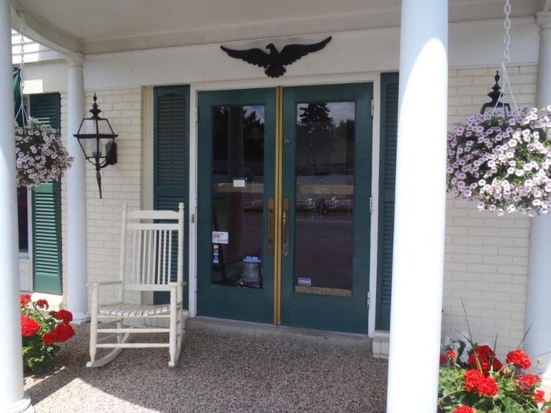 Glass House Inn 2