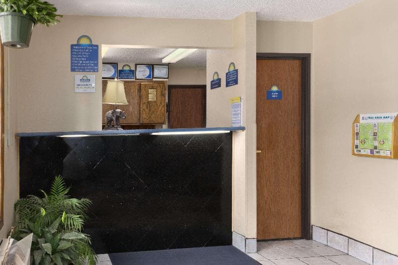Days Inn by Wyndham Keene 3