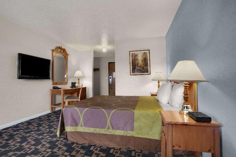 Super 8 By Wyndham Springfield/Eugene 2