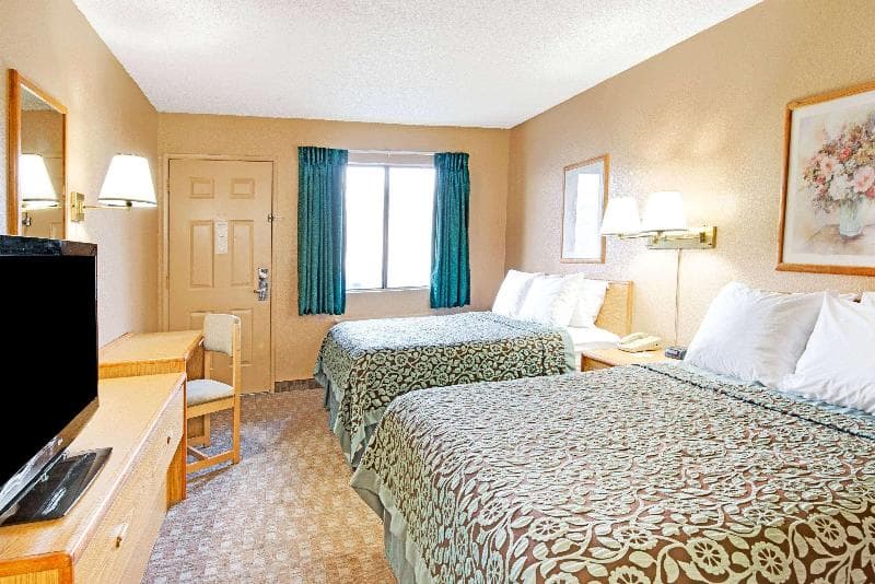 Days Inn By Wyndham El Paso Airport East photo 1