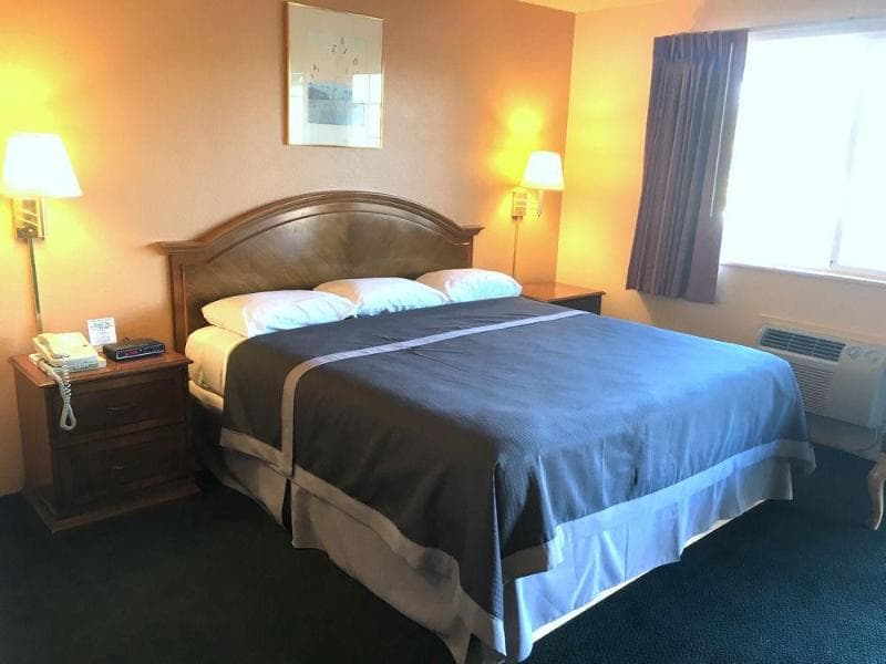 Royal Inn Eugene photo 1