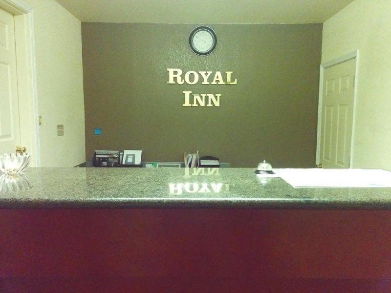 Royal Inn Eugene 5