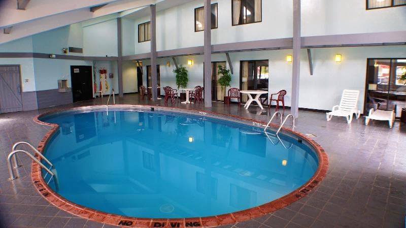 Pictured Rocks Inn & Suites 2