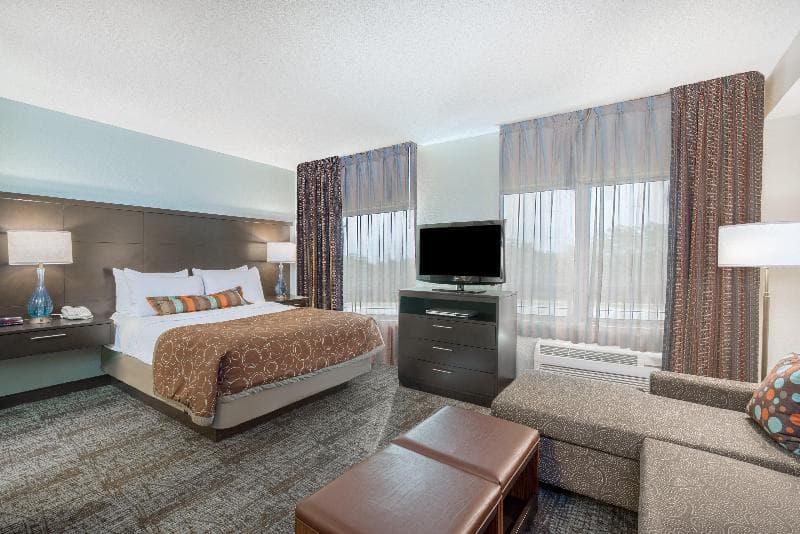 Staybridge Suites Wilmington-Newark 5