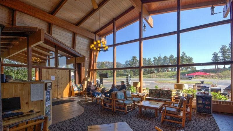 Coyote Mountain Lodge 5