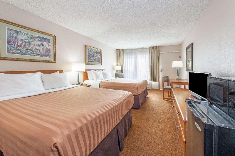 Days Inn By Wyndham Elizabethtown 2