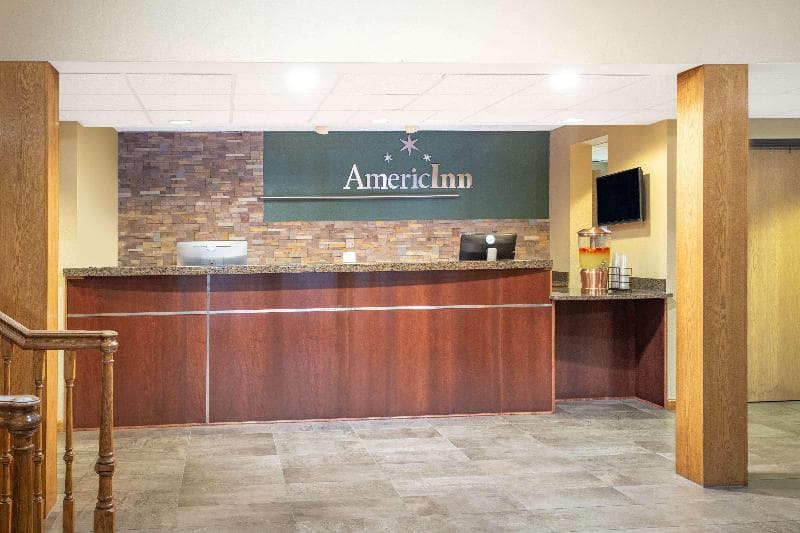 AmericInn by Wyndham Eau Claire 4