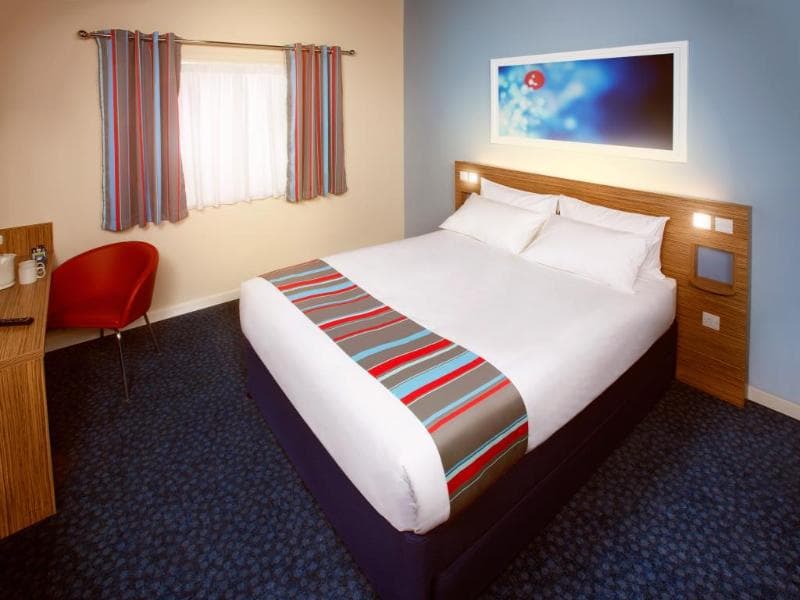 Travelodge Edinburgh Dreghorn 5