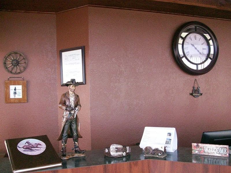 Western Inn South 5