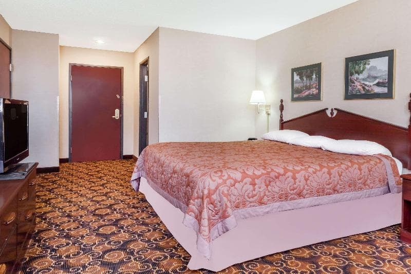 Super 8 By Wyndham Evansville North 5