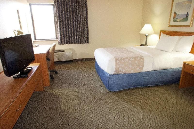 Days Inn By Wyndham Pleasant Prairie Kenosha 2