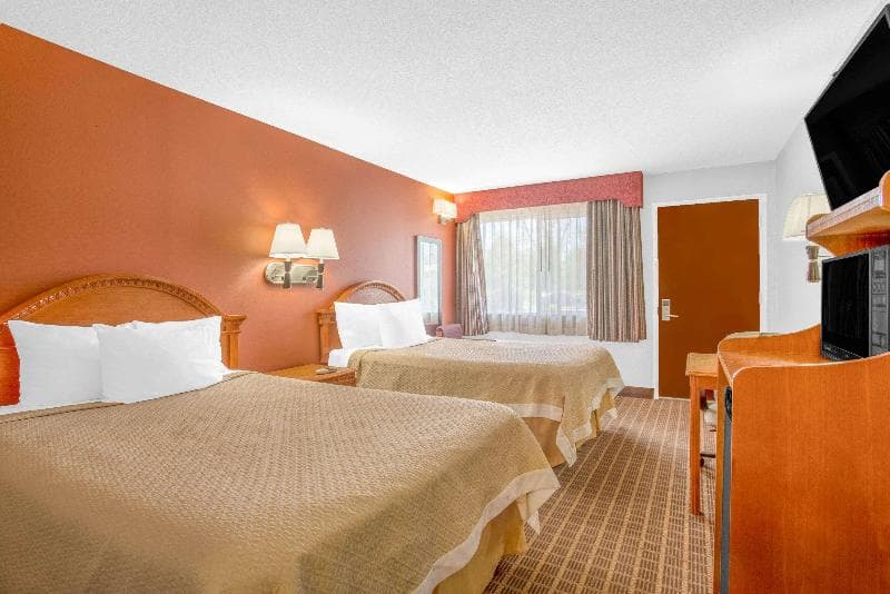 Days Inn by Wyndham Elko photo 1
