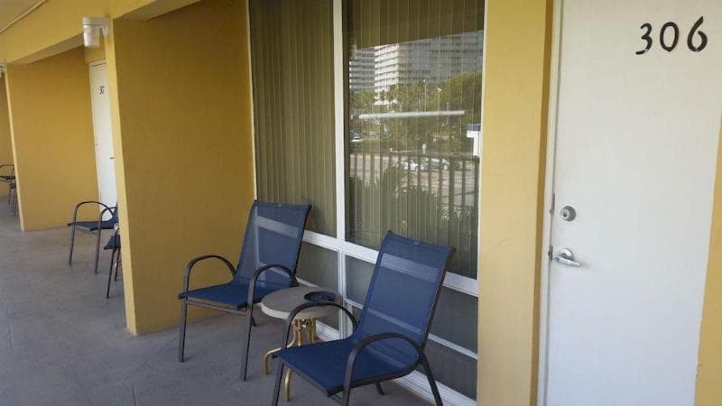 Ocean Mile Hotel 2