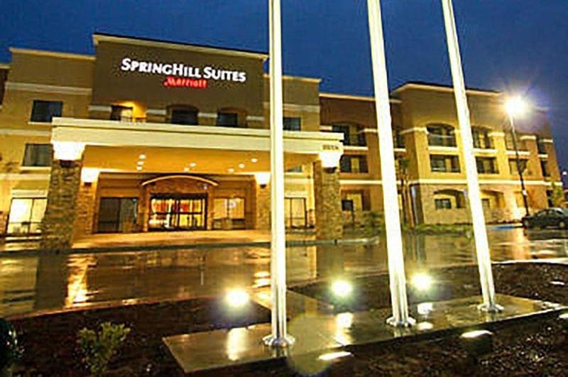 Springhill Suites Madera 4