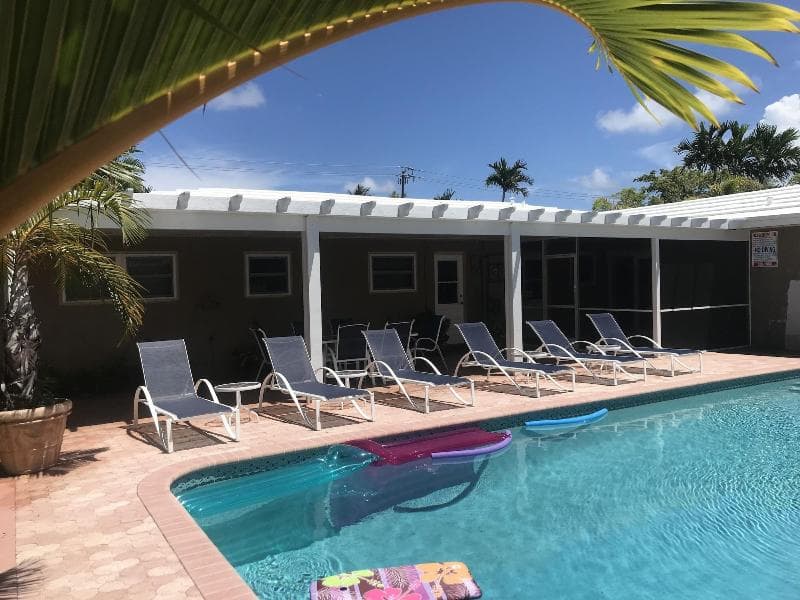 Casitas Coral Ridge Formerly Estoril Paradise Inn main