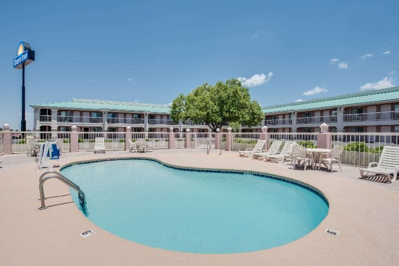 Days Inn by Wyndham Fort Stockton 4
