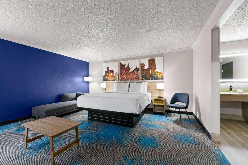 Days Inn By Wyndham Fort Smith 2