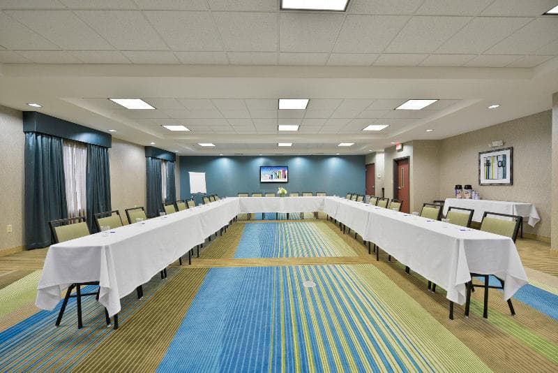 Holiday Inn Express Forrest City photo 1
