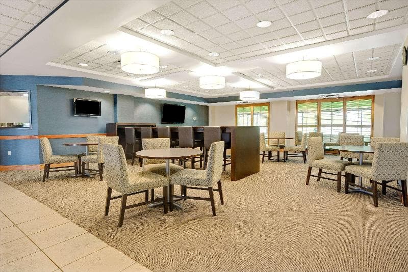 Wingate by Wyndham Fargo 3