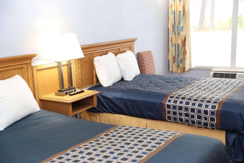 Travelodge by Wyndham Florence 3