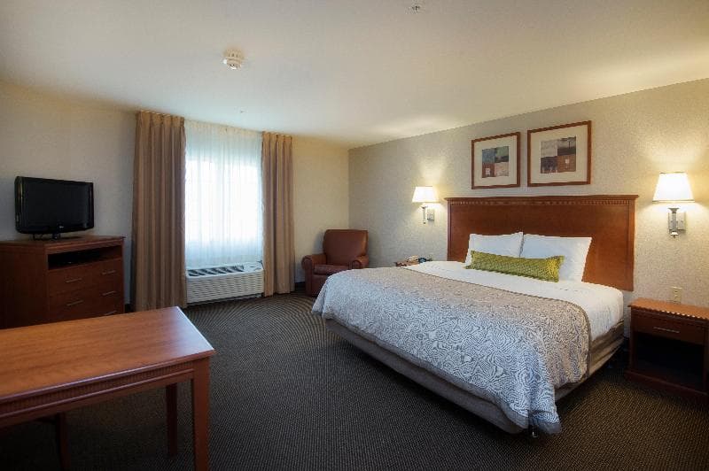 Candlewood Suites West Fort Worth 4