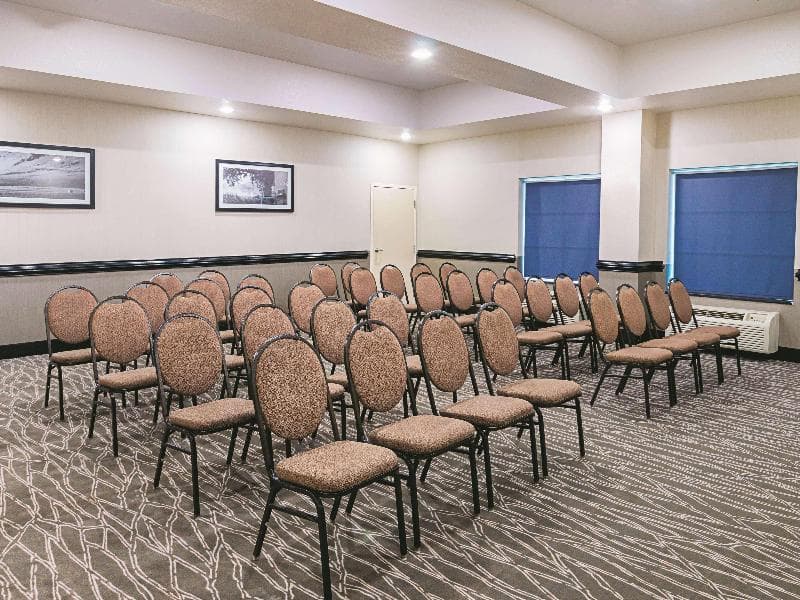 La Quinta Inn And Suites Forest Hill/ Fort Worth photo 1