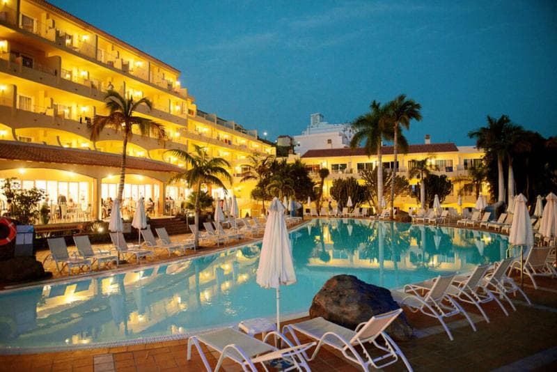 R2 Buganvilla Hotel & Spa 1