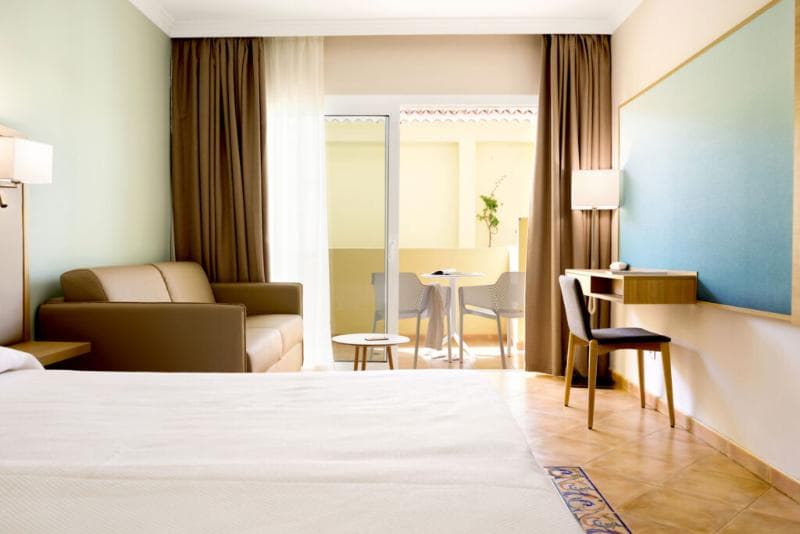 R2 Buganvilla Hotel & Spa 5