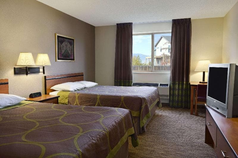 Super 8 by Wyndham Colorado Springs Airport 3