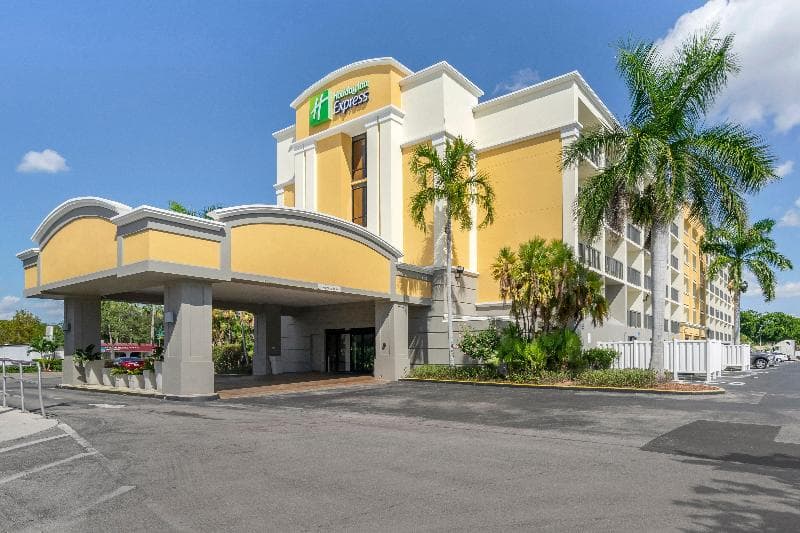 Holiday Inn Express Cape Coral-Fort Myers Area 4