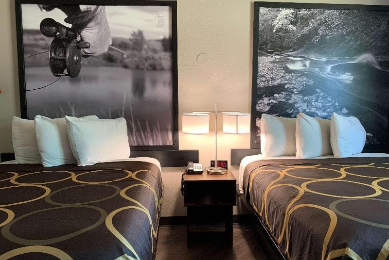 Super 8 By Wyndham Greeley photo 1