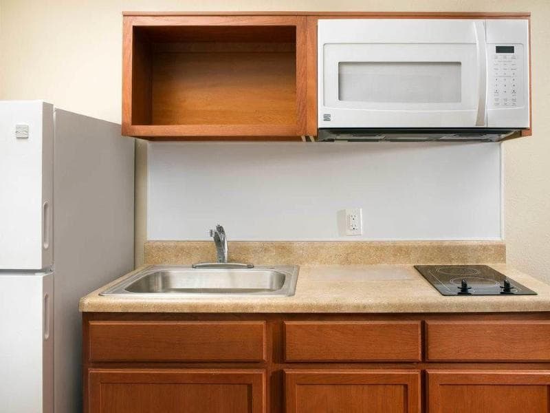 Extended Stay America Select Suites Fort Myers Northeast 5