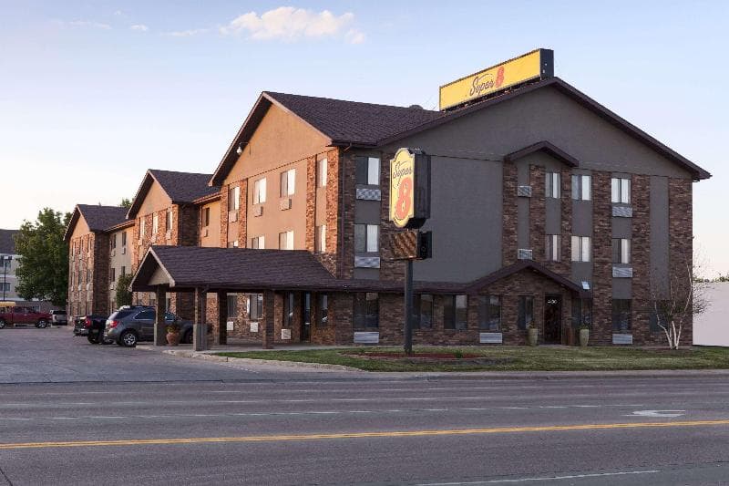 Super 8 by Wyndham Sioux Falls/41st Street 2