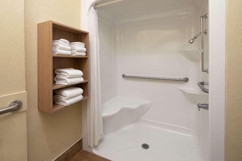 Microtel Inn & Suites by Wyndham Florence 4