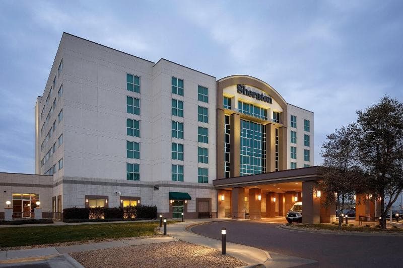 Sheraton Sioux Falls & Center photo 1