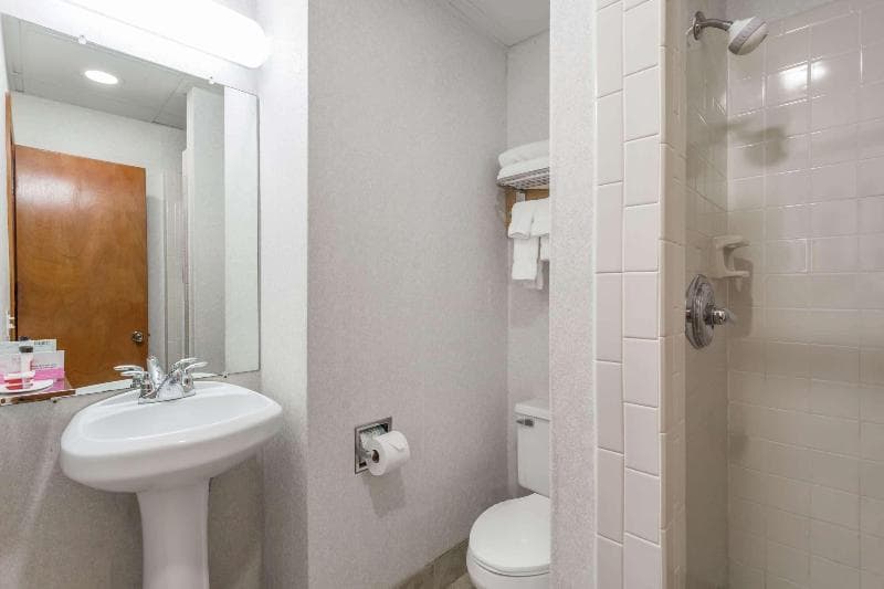 Days Inn By Wyndham Kill Devil Hills Oceanfront - Wilbur 2